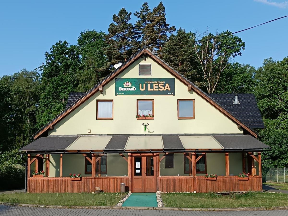 Restaurace A Penzion U Lesa Havířov Kültér fotó
